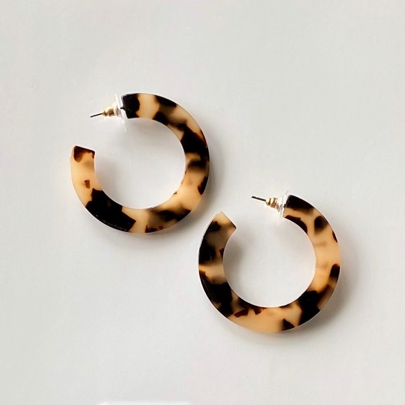 Reitmans Jewelry - Leopard Resin Hoops